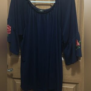 Women’s off the shoulder shirt